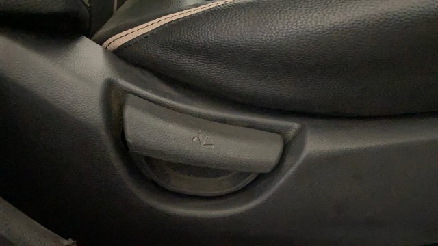 Second-hand 2015 Hyundai Grand i10 Sportz for sale in Noida-18