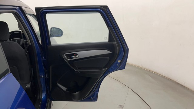 Second-hand 2022 Maruti Suzuki Vitara Brezza ZXI Plus Dual Tone for sale in Mumbai-29