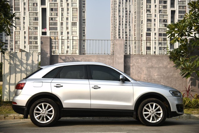 Second-hand 2015 Audi Q3 2.0 TDI Quattro Premium Plus for sale in Kolkata-1