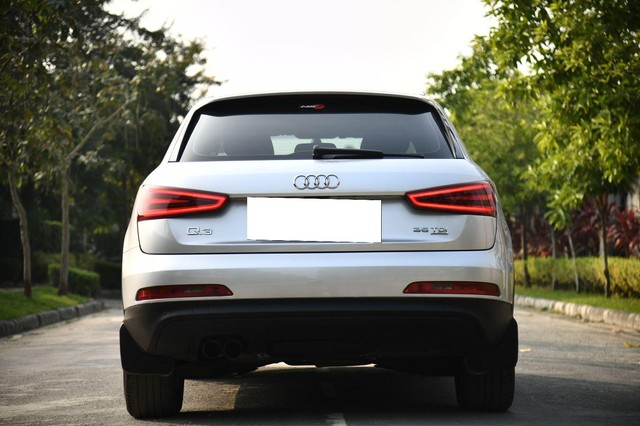 Second-hand 2015 Audi Q3 2.0 TDI Quattro Premium Plus for sale in Kolkata-2