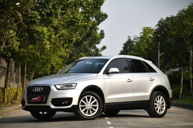 Second-hand 2015 Audi Q3 2.0 TDI Quattro Premium Plus for sale in Kolkata-4