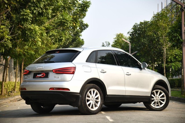 Second-hand 2015 Audi Q3 2.0 TDI Quattro Premium Plus for sale in Kolkata-13