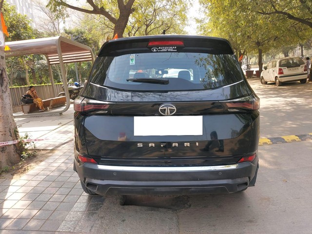 Second-hand 2022 Tata Safari XZA Plus AT BSVI for sale in New Delhi-1