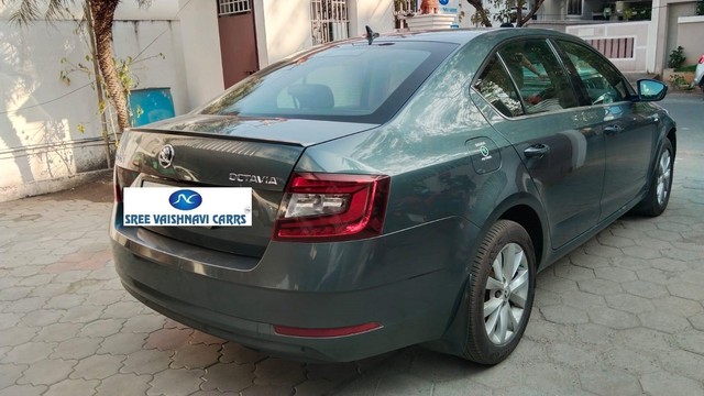 Second-hand 2019 Skoda Octavia 1.8 TSI AT L K for sale in Coimbatore-14