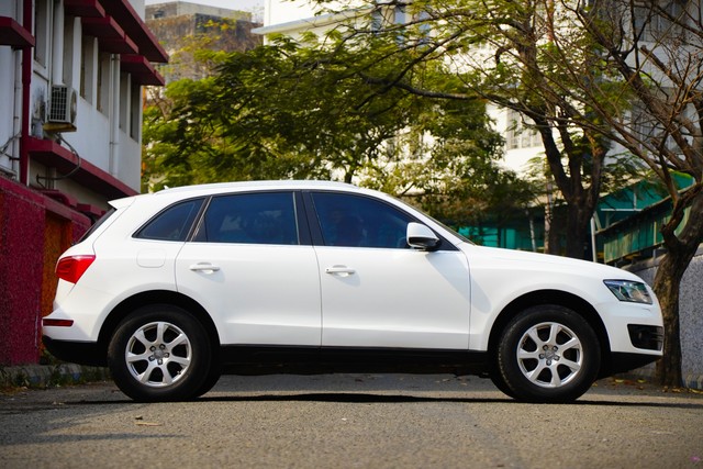 Second-hand 2013 Audi Q3 35 TDI Quattro Premium Plus for sale in Kolkata-1