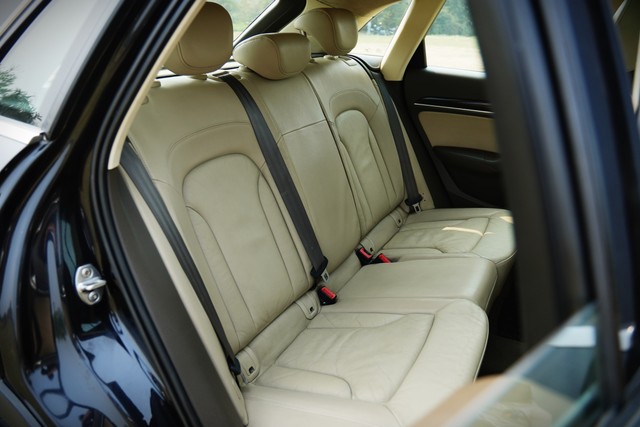 Second-hand 2015 Audi Q3 35 TDI Quattro Premium for sale in Kolkata-7