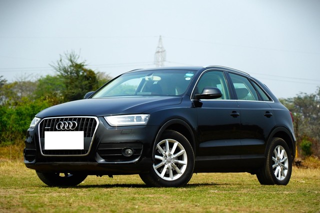 Second-hand 2015 Audi Q3 35 TDI Quattro Premium for sale in Kolkata-5