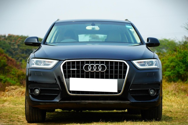 Second-hand 2015 Audi Q3 35 TDI Quattro Premium for sale in Kolkata-6