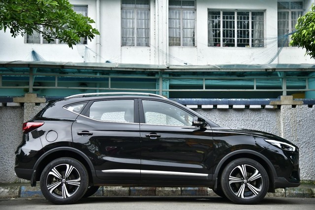 Second-hand 2023 MG Astor Sharp CVT BSVI for sale in Kolkata-1