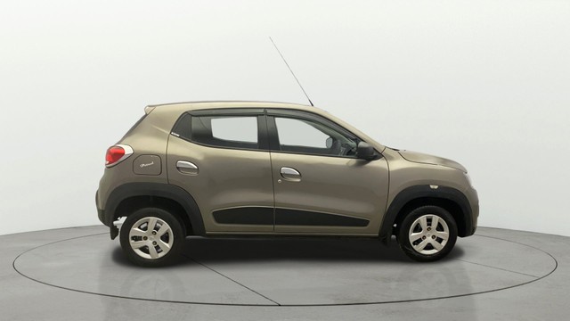 Second-hand 2017 Renault KWID RXL for sale in Kochi-12