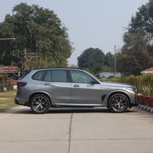 Second-hand 2024 BMW X5 xDrive40i M Sport for sale in New Delhi-1