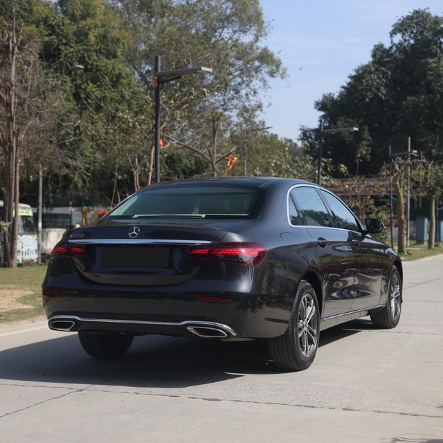 Second-hand 2021 Mercedes-Benz E-Class Exclusive E 200 for sale in New Delhi-6