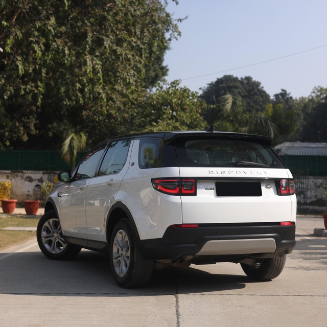 Second-hand 2019 Land Rover Discovery Sport Petrol SE 7S for sale in New Delhi-4