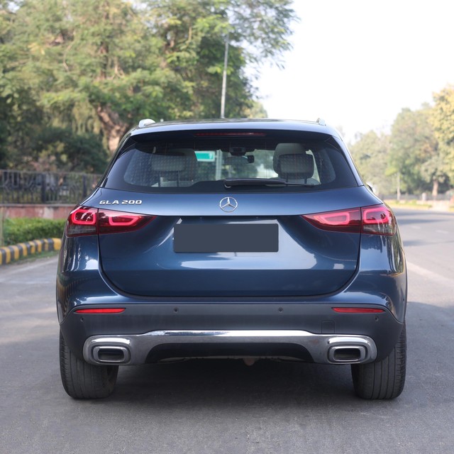 Second-hand 2022 Mercedes-Benz GLA 200 BSVI for sale in New Delhi-3