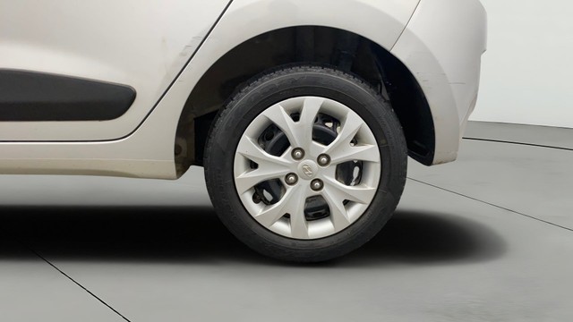 Hyundai Grand i10 Magna Second-hand 2016 Hyundai Grand i10 Magna for sale in Lucknow-26