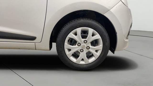 Hyundai Grand i10 Magna Second-hand 2016 Hyundai Grand i10 Magna for sale in Lucknow-23