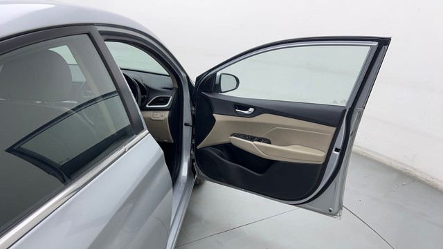 Second-hand 2019 Hyundai Verna 1.6 VTVT SX for sale in Gurgaon-16