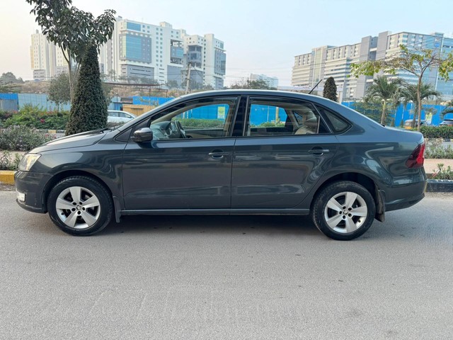 Second-hand 2018 Skoda Rapid 1.5 TDI AT Ambition BSIV for sale in Hyderabad-4