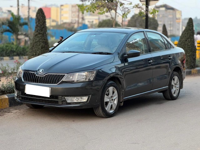 Second-hand 2018 Skoda Rapid 1.5 TDI AT Ambition BSIV for sale in Hyderabad-5