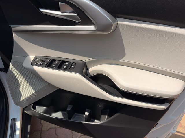 Second-hand 2024 Kia Carens Prestige Plus Opt Diesel AT for sale in Thane-17