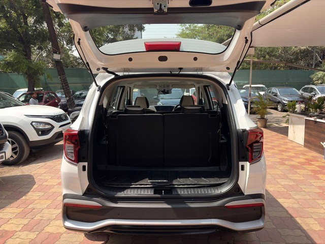 Second-hand 2024 Kia Carens Prestige Plus Opt Diesel AT for sale in Thane-10