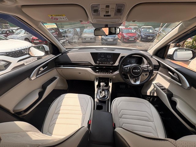 Second-hand 2024 Kia Carens Prestige Plus Opt Diesel AT for sale in Thane-6