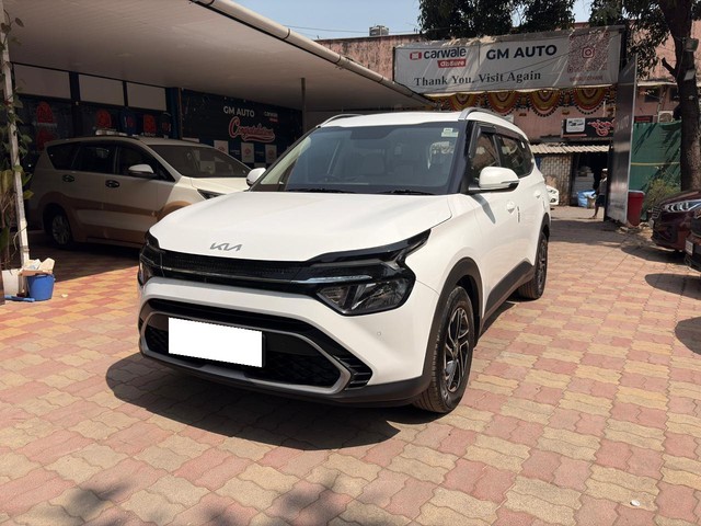 Second-hand 2024 Kia Carens Prestige Plus Opt Diesel AT for sale in Thane-3