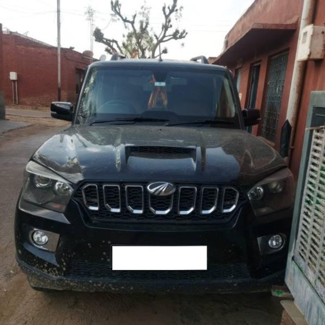 Second-hand 2019 Mahindra Scorpio S11 BSIV for sale in Churu-3