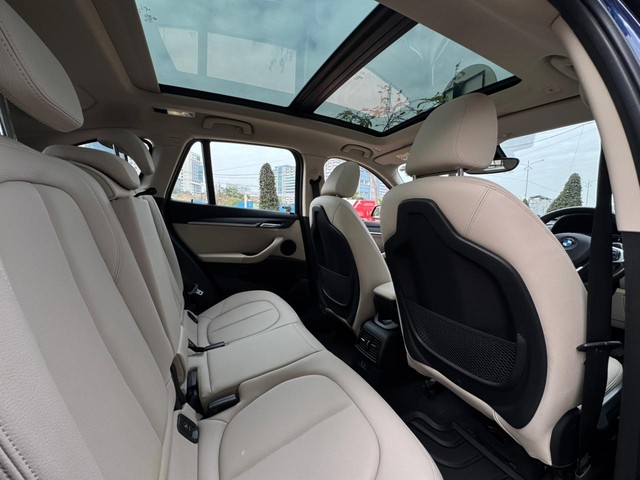 Second-hand 2018 BMW X1 xDrive 20d xLine for sale in Hyderabad-10