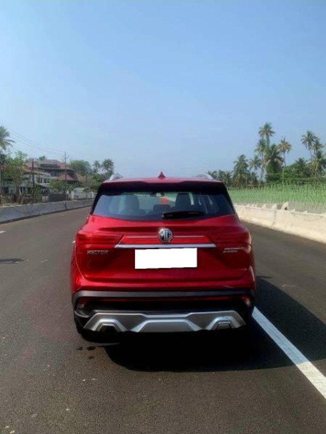 Second-hand 2020 MG Hector Sharp DCT for sale in Thrissur-6