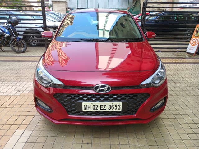 Second-hand 2018 Hyundai i20 Petrol Asta for sale in Mumbai-2