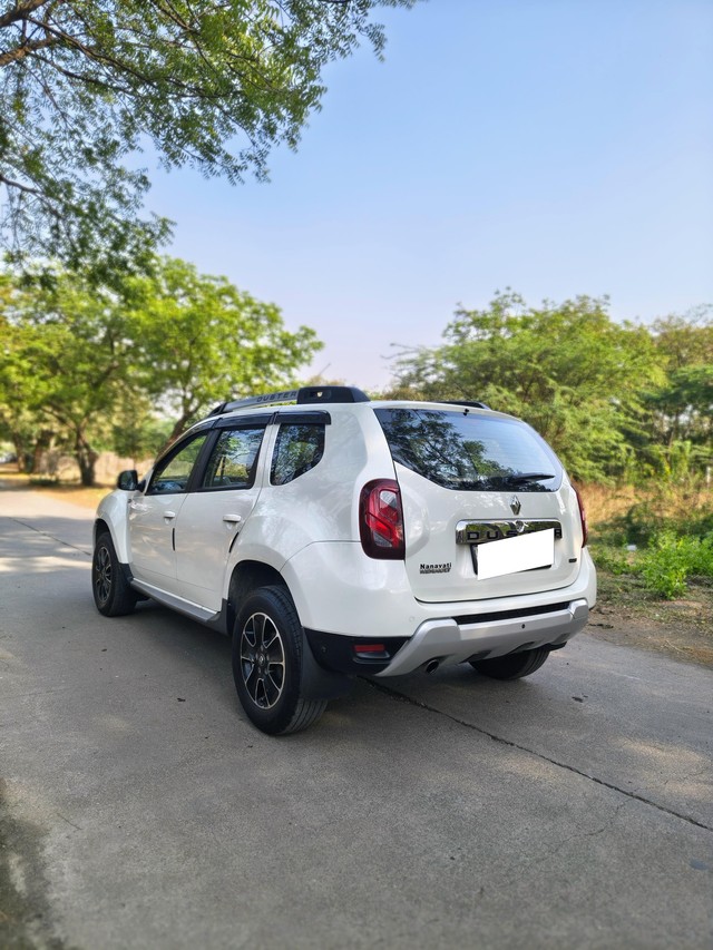Renault Duster 110PS Diesel RxZ AMT Second-hand 2018 Renault Duster 110PS Diesel RxZ AMT for sale in Surat-8