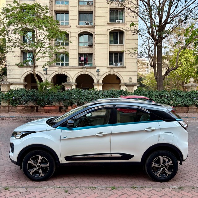 Second-hand 2021 Tata Nexon EV XZ Plus for sale in Thane-5