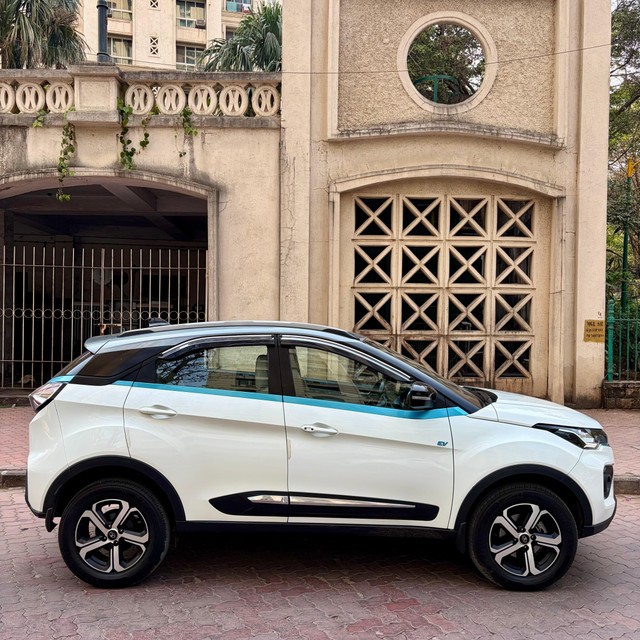 Second-hand 2021 Tata Nexon EV XZ Plus for sale in Thane-1