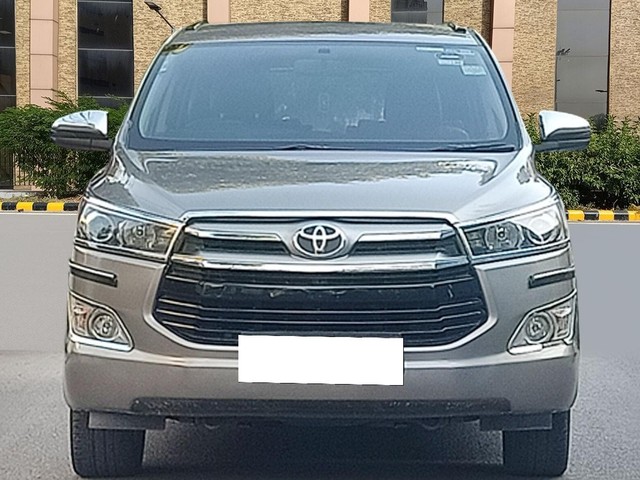 Second-hand 2018 Toyota Innova Crysta 2.8 ZX AT BSIV for sale in New Delhi-5