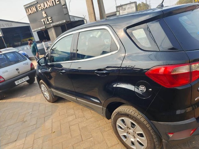 Second-hand 2018 Ford Ecosport 1.5 Diesel Trend BSIV for sale in Bhubaneswar-4