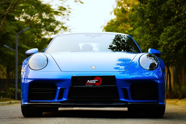 Second-hand 2024 Porsche 911 Carrera for sale in Kolkata-7