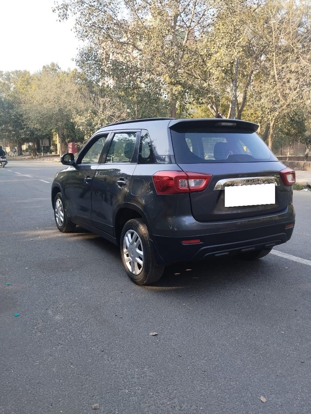 Second-hand 2020 Maruti Vitara Brezza VXI for sale in New Delhi-6