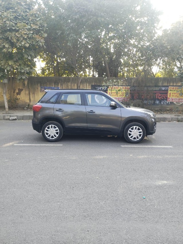 Second-hand 2020 Maruti Vitara Brezza VXI for sale in New Delhi-10