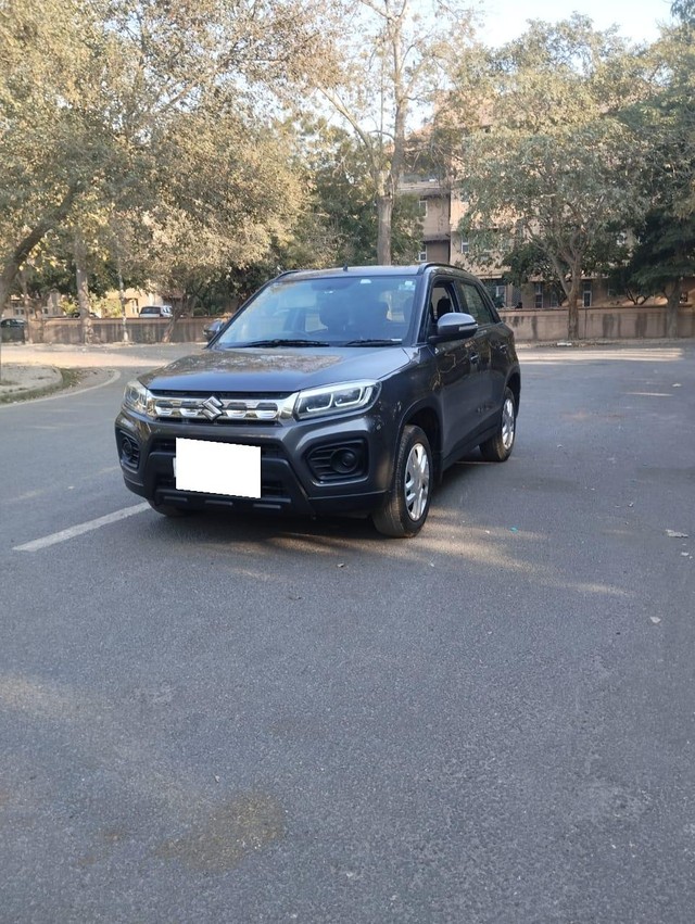 Second-hand 2020 Maruti Vitara Brezza VXI for sale in New Delhi-3