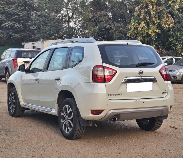 Second-hand 2014 Nissan Terrano XV Premium 110 PS for sale in Ahmedabad-8