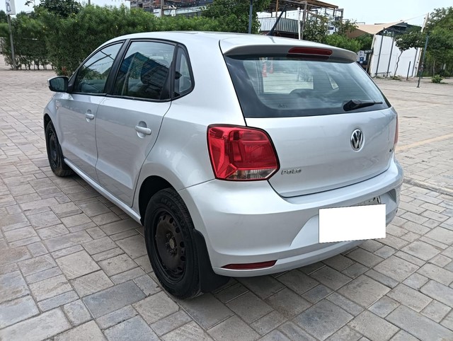 Second-hand 2015 Volkswagen Polo 1.5 TDI Comfortline for sale in Ahmedabad-8