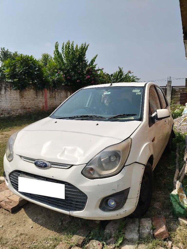Second-hand 2014 Ford Figo Diesel ZXI for sale in Kanpur-1