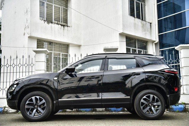 Second-hand 2022 Tata Harrier XZA Plus AT BSVI for sale in Kolkata-5