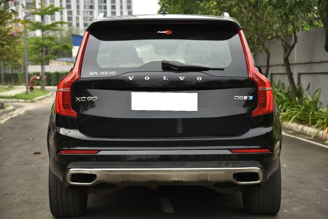 Second-hand 2017 Volvo XC90 D5 Inscription BSIV for sale in Kolkata-2