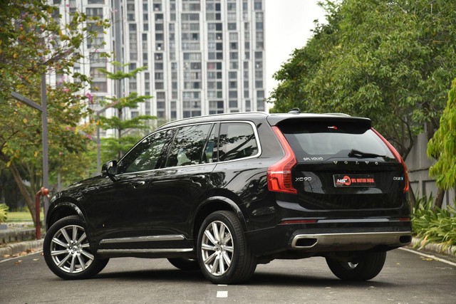 Second-hand 2017 Volvo XC90 D5 Inscription BSIV for sale in Kolkata-9