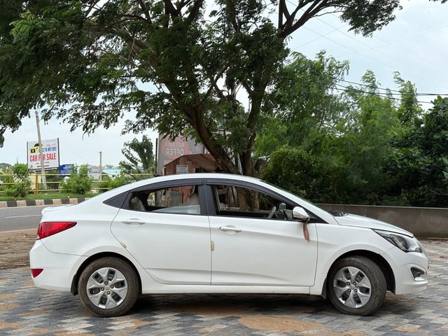 Second-hand 2016 Hyundai Verna 1.4 VTVT for sale in Bhubaneswar-3