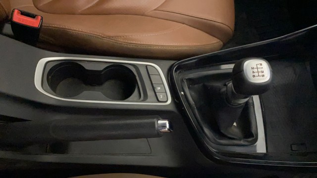 Second-hand 2021 MG Hector Plus Select Diesel MT 7 STR for sale in Gurgaon-13