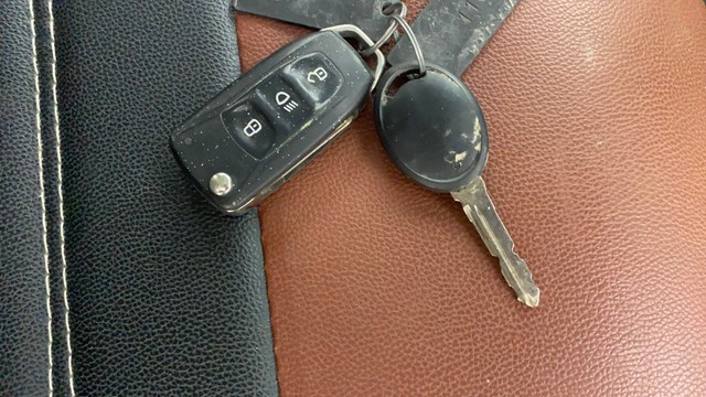 Second-hand 2018 Tata Tiago 1.2 Revotron XZ for sale in Ahmedabad-3