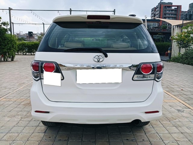 Second-hand 2015 Toyota Fortuner 4x2 Manual for sale in Ahmedabad-2